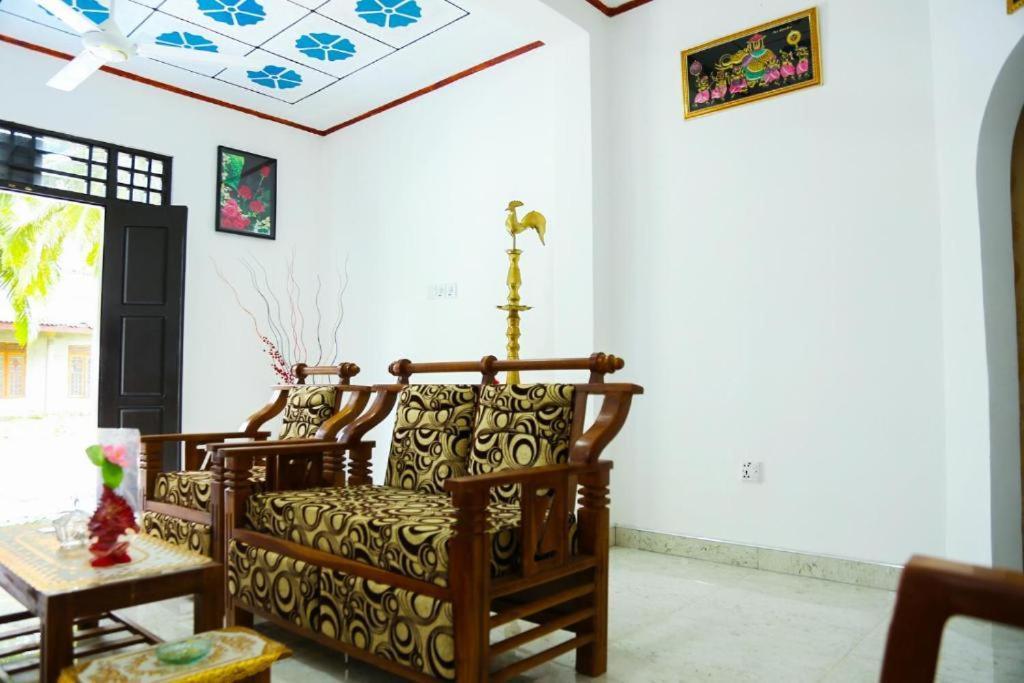 Indusara Villa เบนโตตา ภายนอก รูปภาพ
